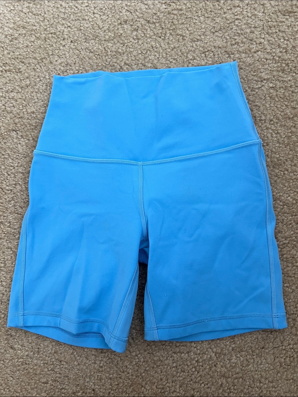 Lululemon align 6” short size 4
